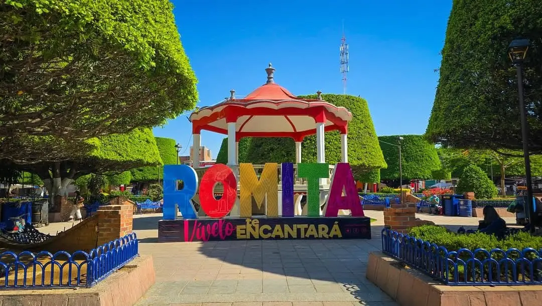 Kiosko del centro de Romita, Guanajuato
