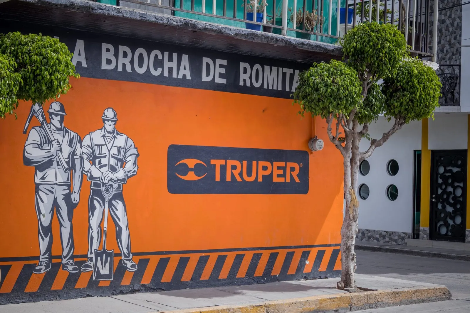 Material publicitario